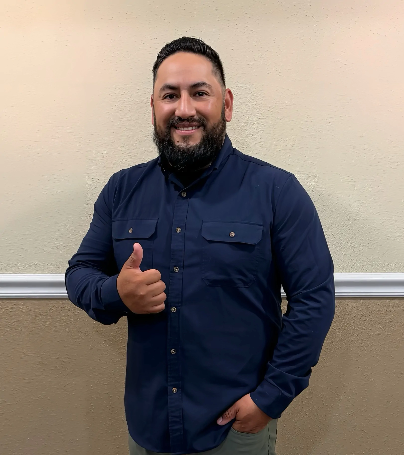 Fredi Flores Director Grupo Alabanza